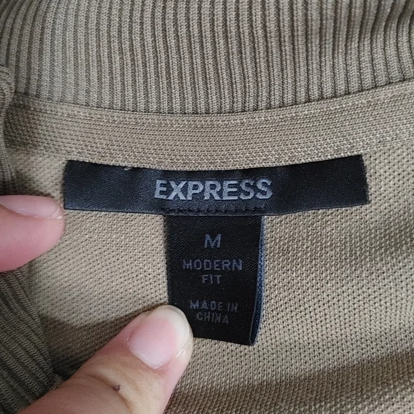 Express Sweater - Picture 9 of 9